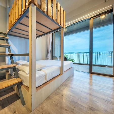 Shin Arch39 Phuket Beach Front - Sha Plus Chalong Eksteriør billede