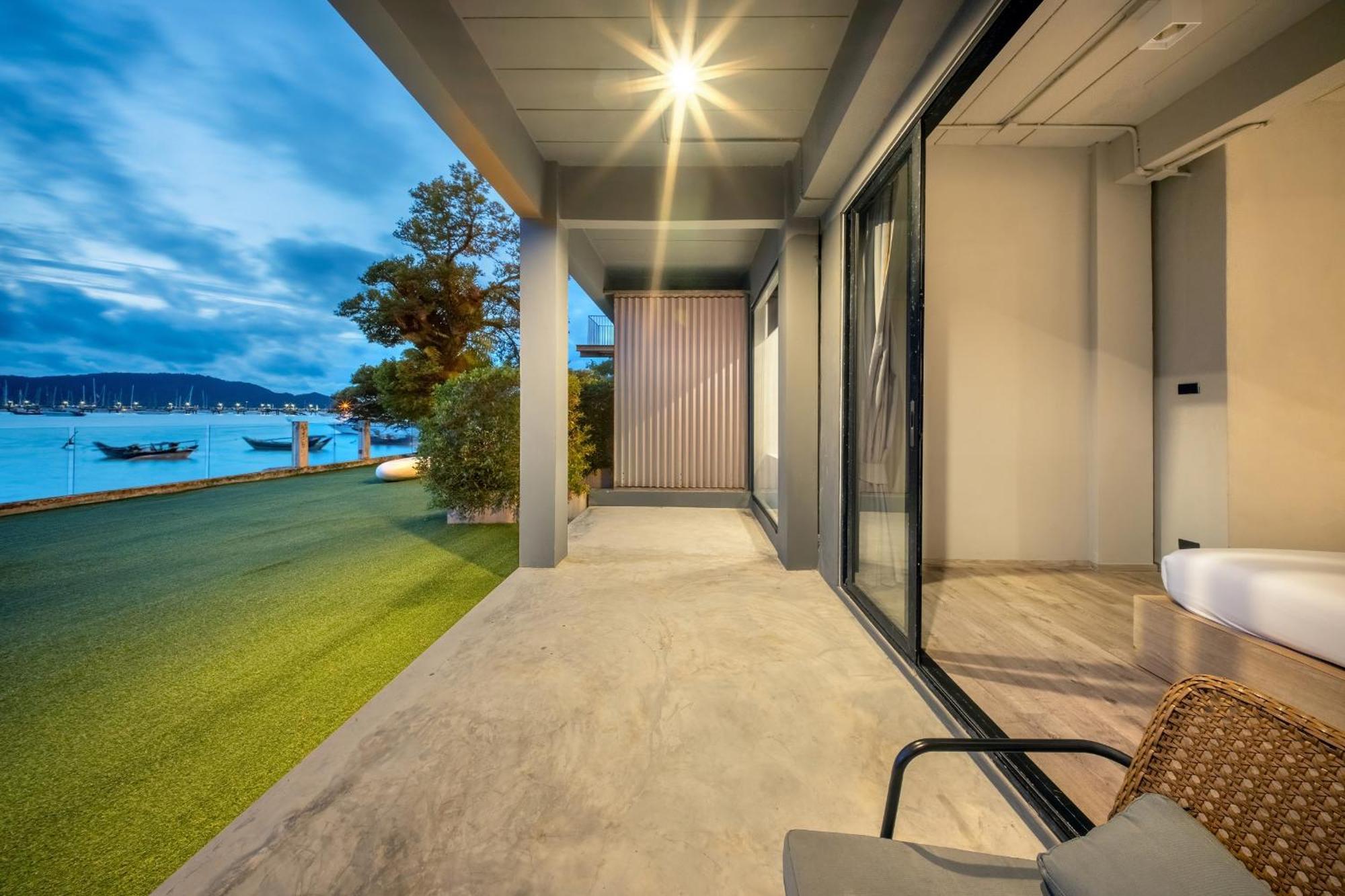 Shin Arch39 Phuket Beach Front - Sha Plus Chalong Eksteriør billede
