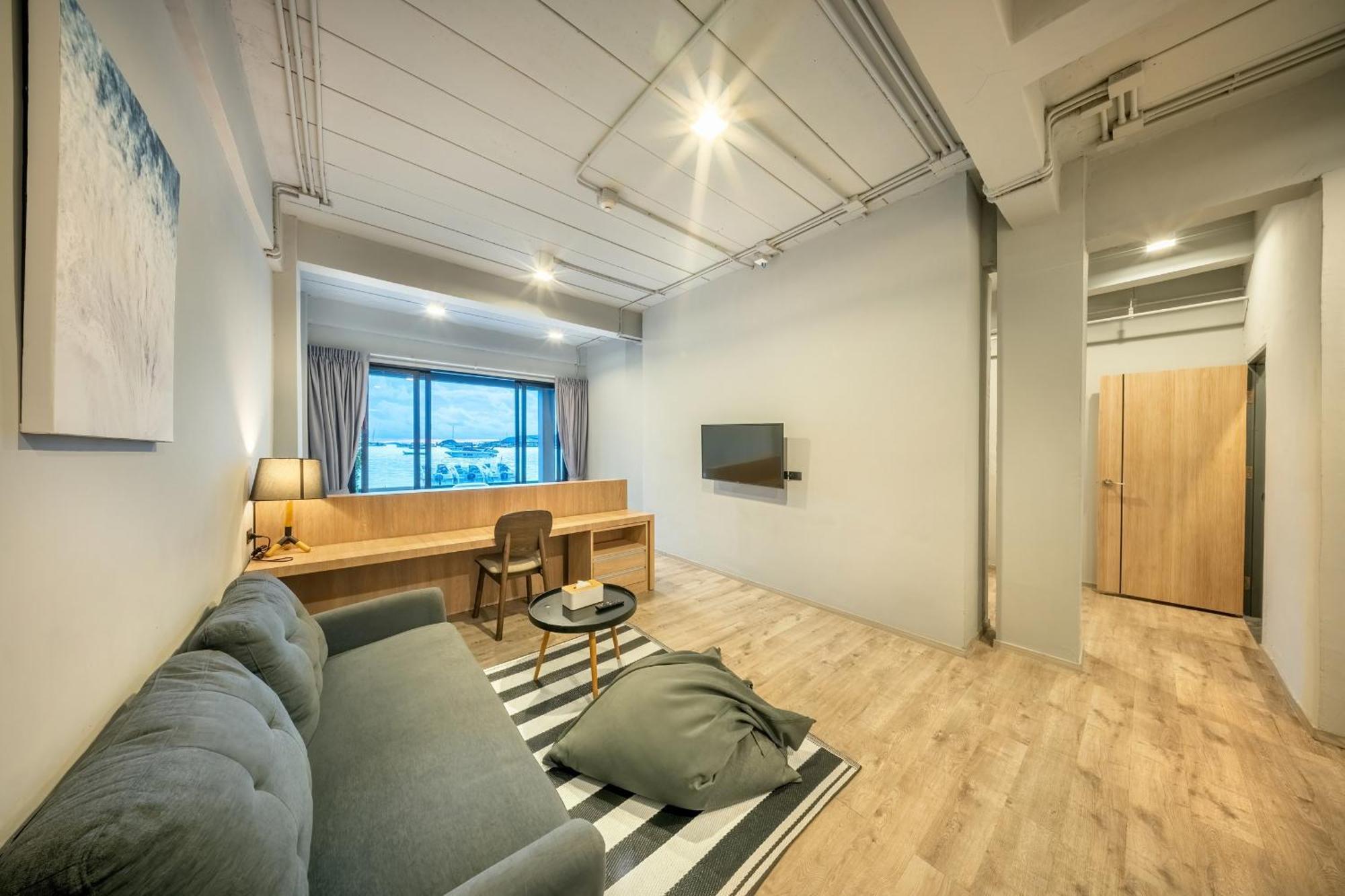 Shin Arch39 Phuket Beach Front - Sha Plus Chalong Eksteriør billede