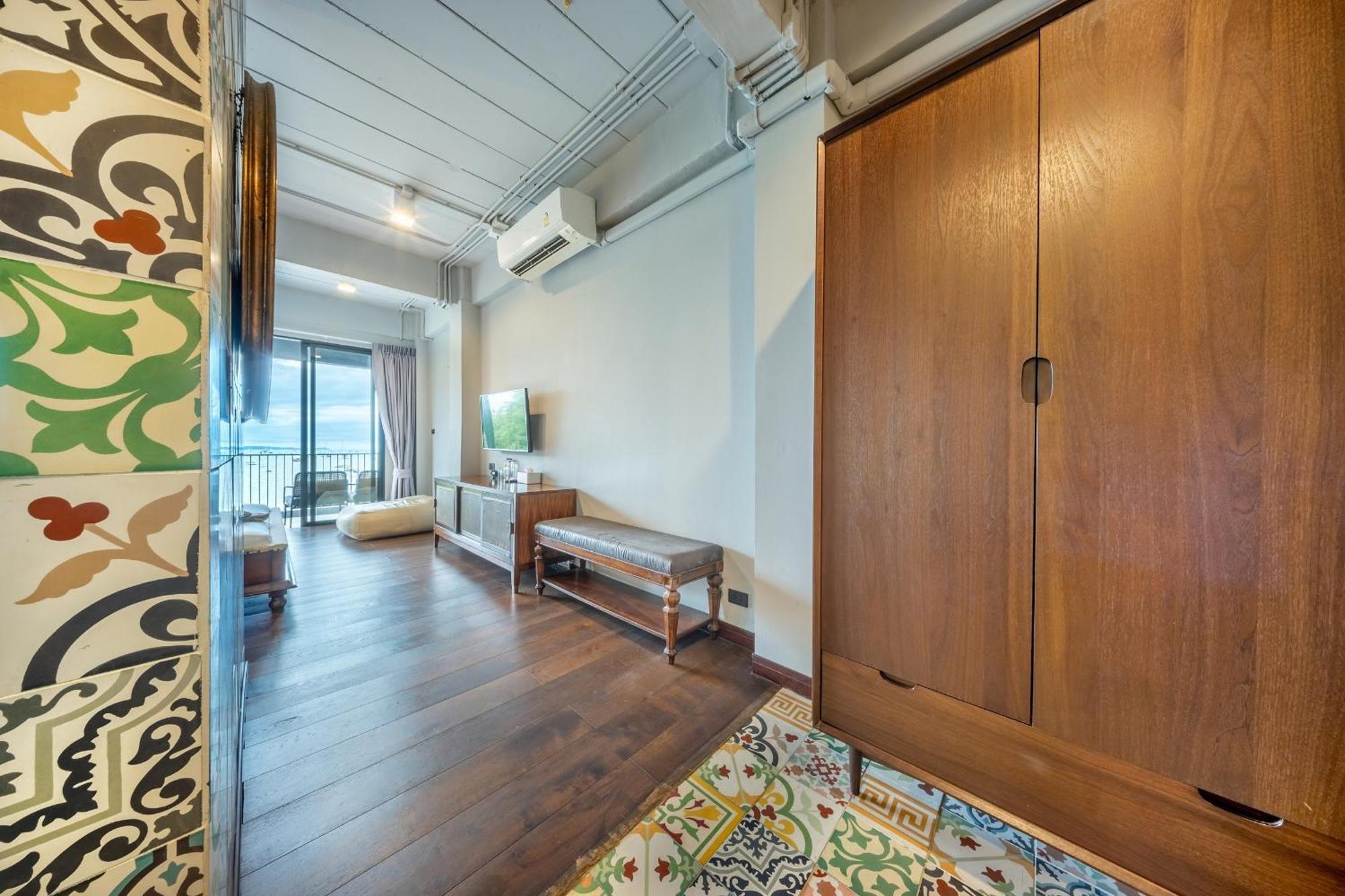 Shin Arch39 Phuket Beach Front - Sha Plus Chalong Eksteriør billede