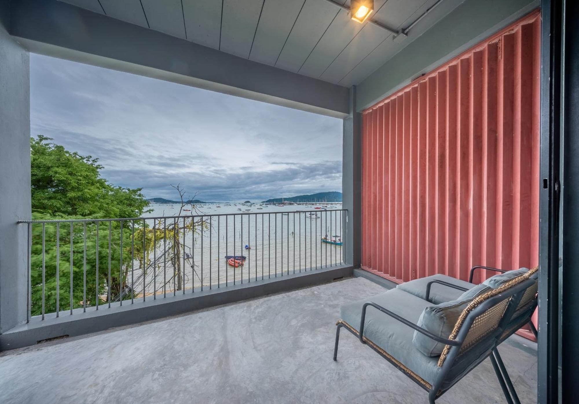 Shin Arch39 Phuket Beach Front - Sha Plus Chalong Eksteriør billede