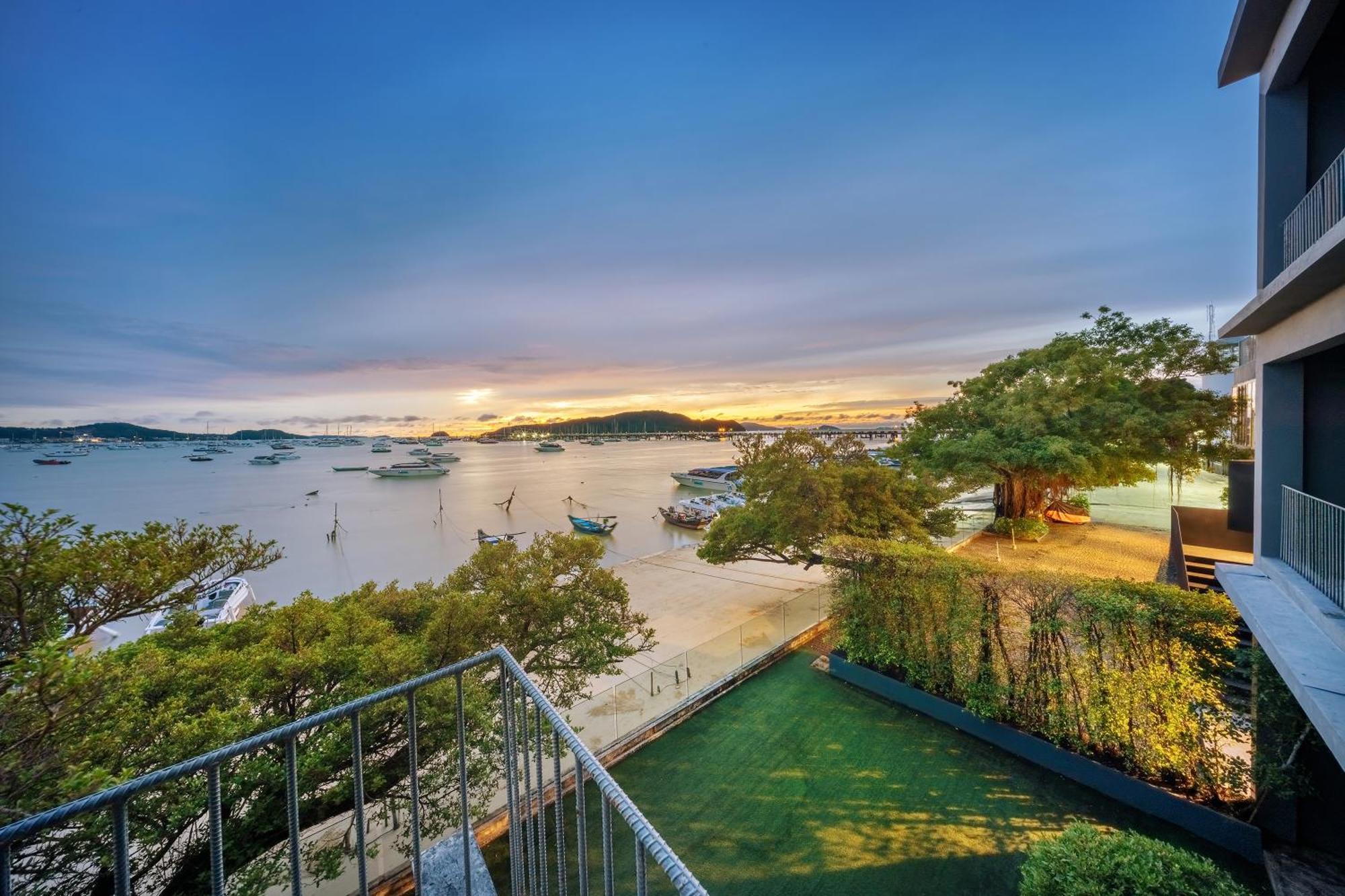 Shin Arch39 Phuket Beach Front - Sha Plus Chalong Eksteriør billede